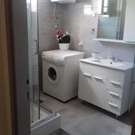 Obiteljska Kuca Grgic Apartment *